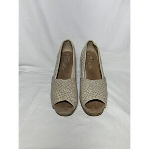 TOMS Tan Canvas Wedge Heel Shoes Open Peep Toe Cork‎ Heel Size 8 EUC S6